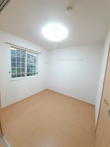 カレントの内装|きれいな内装です