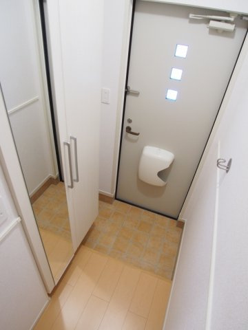 トランクワルの玄関|明るい玄関です