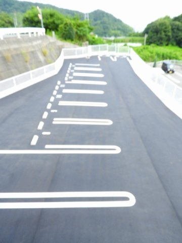 レジレンスパークⅤの駐車場|駐車場です