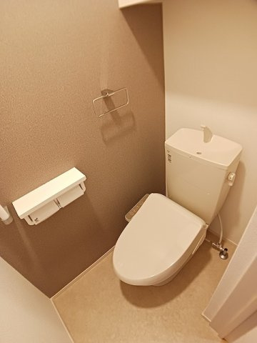 カーサ　グラシオッソ　祇園　Ｂのトイレ|シンプルで使いやすいトイレです