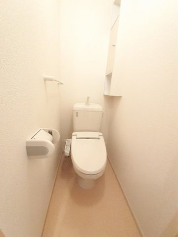 メゾン　さくら　Ｂのトイレ|コンパクトで使いやすいトイレです