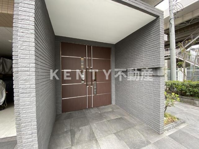 【エントランス】 | グランククナ | 建物の内部です