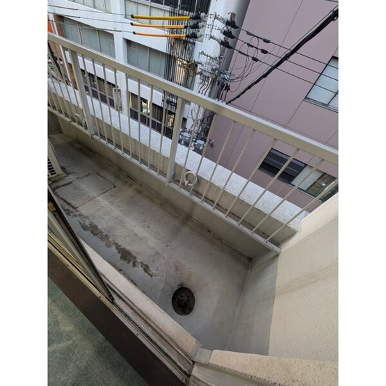 【バルコニー】