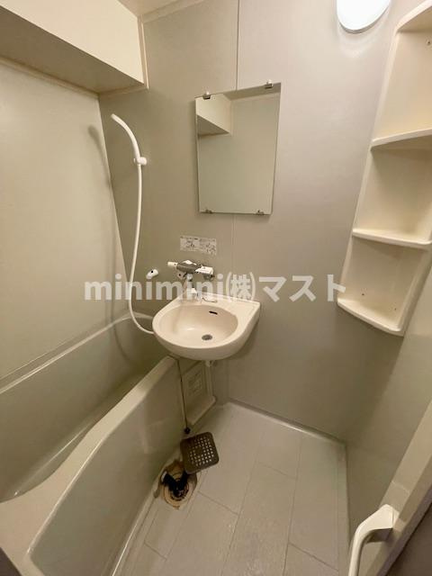 プレサンス内本町の浴室