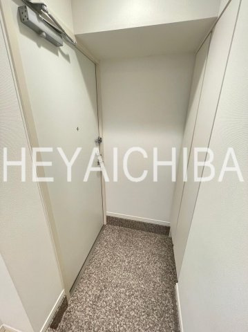 ステージファースト蔵前アジールコートの玄関