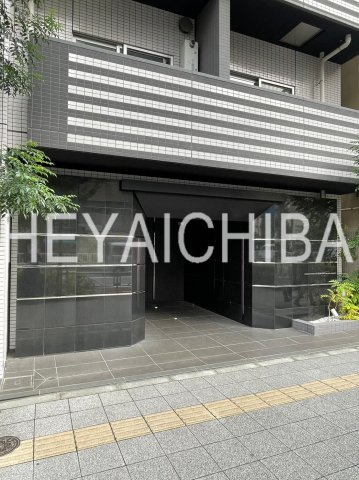 ステージファースト蔵前アジールコートのエントランス