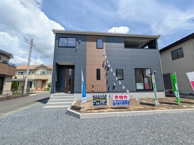 下妻市鬼怒第7　1号棟