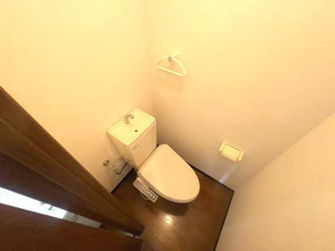 アーサー永井のトイレ