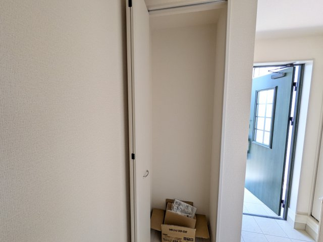第1下妻市下妻丁　新築戸建　2号棟の収納