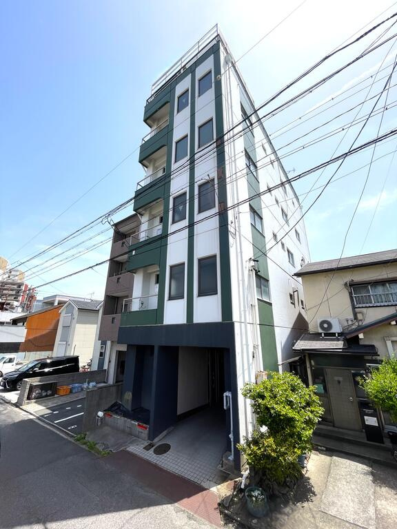 BraTTo名古屋港マリオン