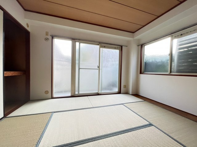 丸矢マンションの内装