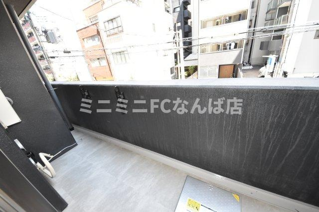 セレニテ日本橋エクラのバルコニー