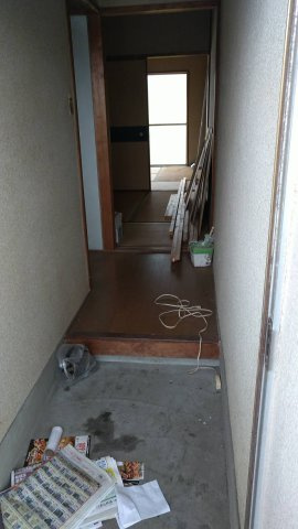 フェリースマンション秋月の玄関
