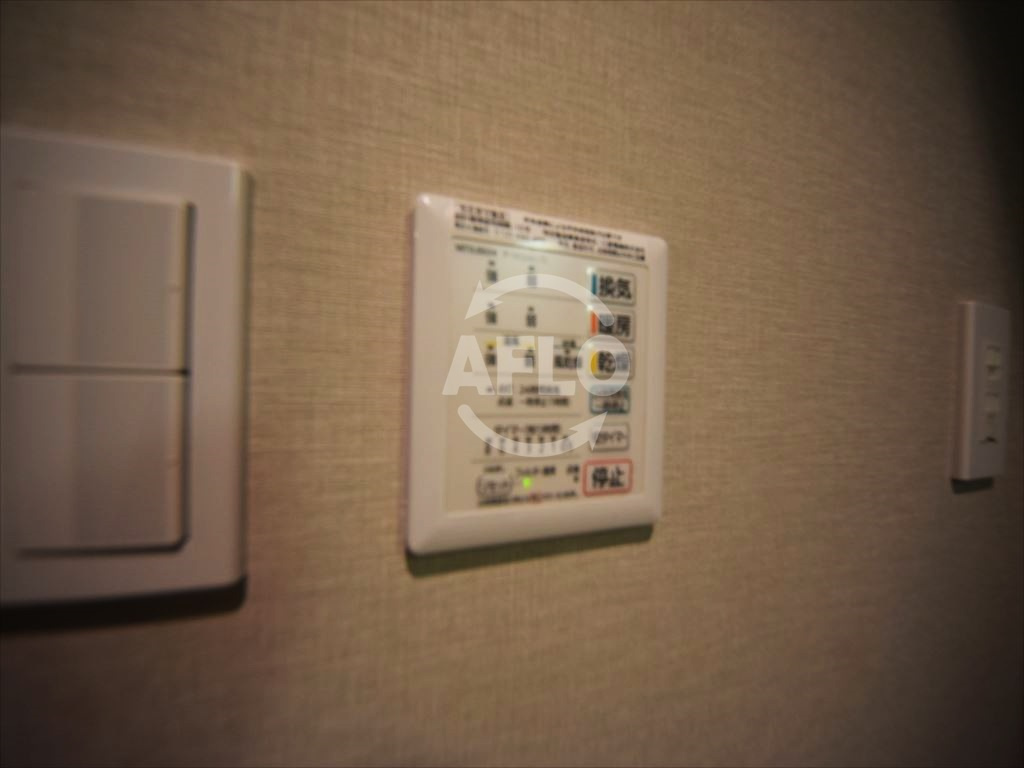 ELLE難波WESTの設備|ELLE難波WEST（エル難波ウエスト）　浴室換気乾燥暖房機