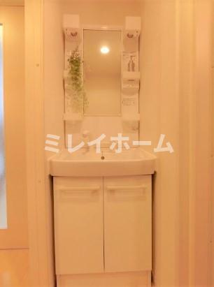 ジェムストーン田園調布の独立洗面台