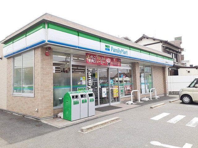 【周辺】 | グラード　三ノ輪 | ファミリーマートまで750m