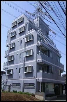 東川口マンションの外観