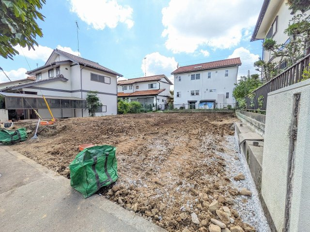 八王子市　北野台　新築一戸建ての外観|～控除や減税で優遇の長期優良住宅　敷地59坪超　庭付き・並列2台駐車可能、ゆとりある邸宅～