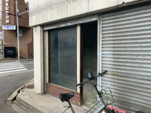 シャトー東梅田の外観