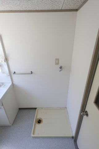 【設備】 | プレステージ北野田 | 室内洗濯機置場