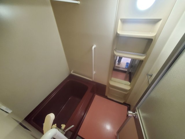 紋別市落石町３丁目３３番１８号の浴室