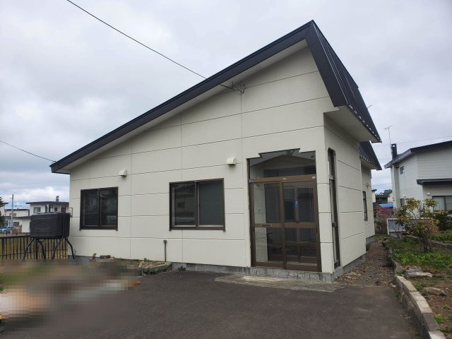 紋別市落石町３丁目３３番１８号の外観