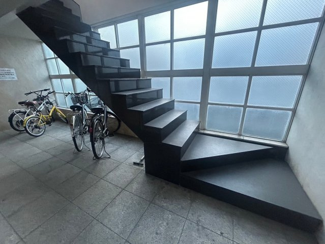 セブンフロアハイツのロビー