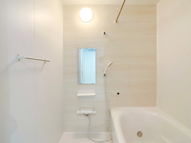 「太陽光標準装備」高知市朝倉本町1丁目　新築建売2の浴室|※写真はイメージです