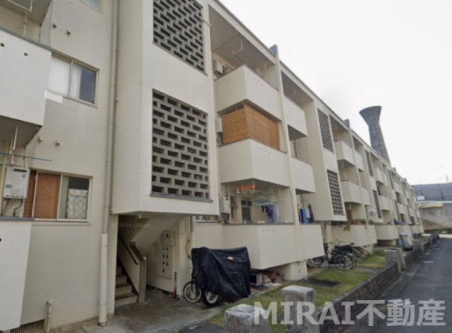 国分旭ヶ丘住宅　１号棟の外観