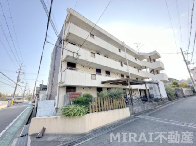 羽曳野市蔵之内の賃貸マンションの外観