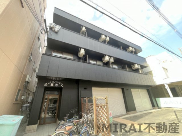 富田林市喜志町５丁目の賃貸マンションの外観