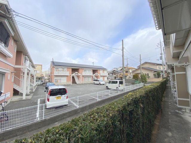 羽曳野市島泉６丁目のアパートの展望