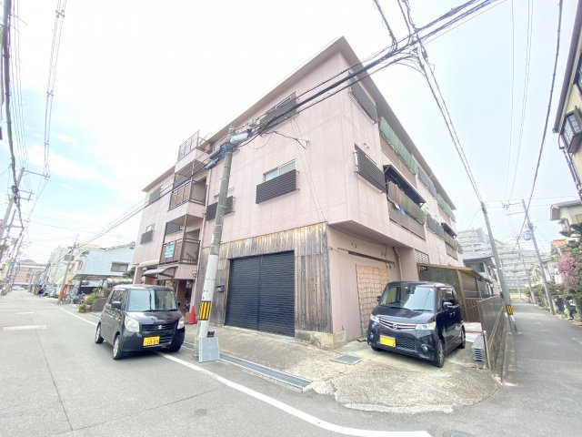 松原市松ケ丘１丁目の賃貸マンションの外観