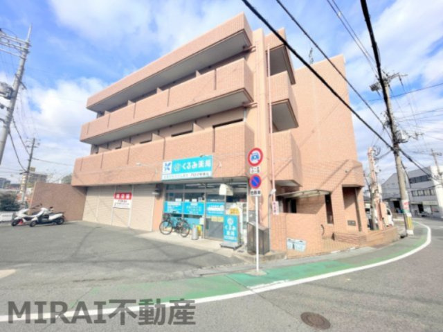 富田林市若松町２丁目の賃貸マンションの外観