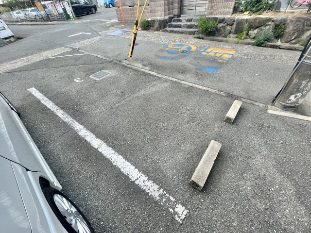 藤井寺市藤井寺３丁目の賃貸マンションの駐車場
