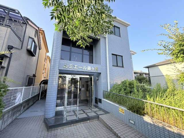 藤井寺市藤ケ丘４丁目の賃貸マンションの外観