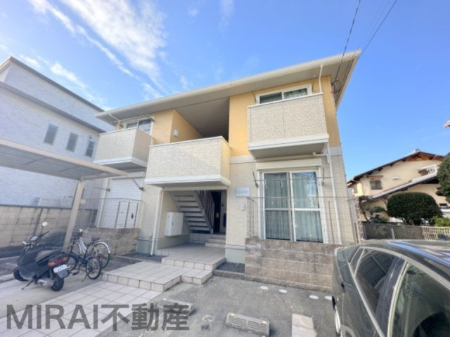 羽曳野市南恵我之荘６丁目のアパートの外観