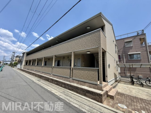 柏原市玉手町のアパートの外観