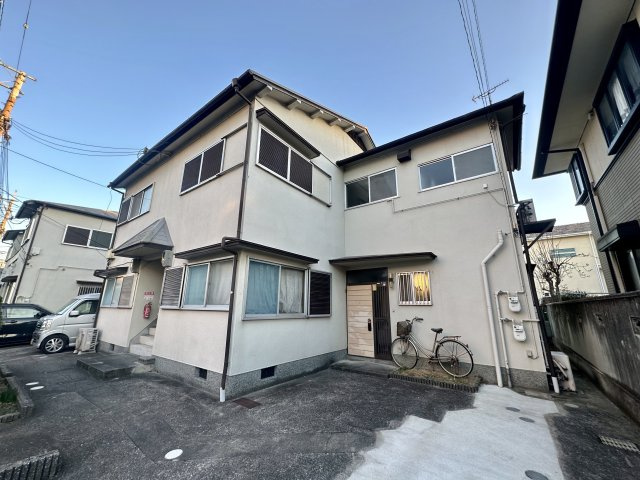 藤井寺市野中４丁目のハイツの外観