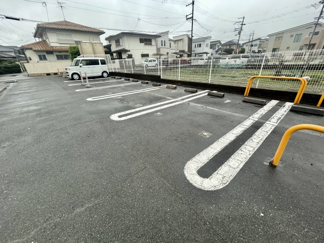 サンライトヒルBの駐車場