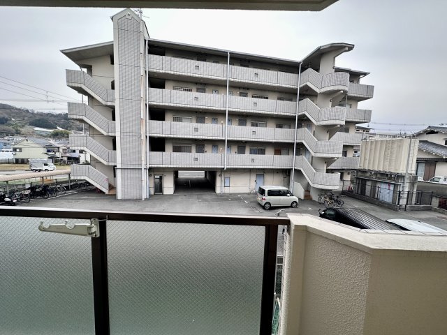 柏原市国分市場２丁目の賃貸マンションの展望