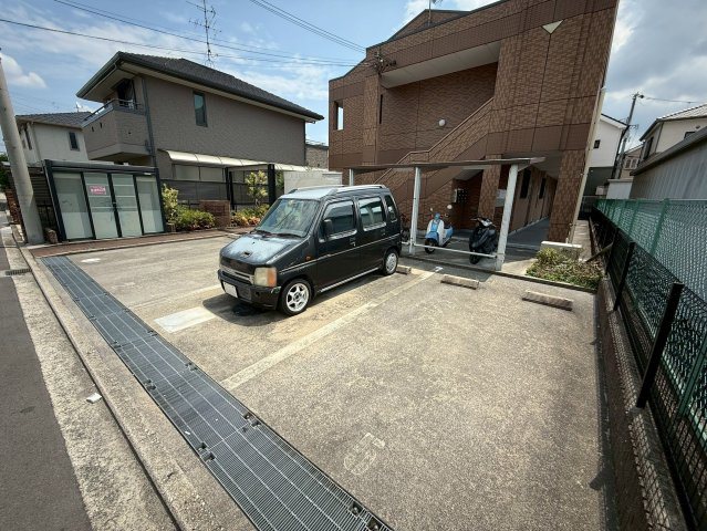 ハーティースマイルの駐車場