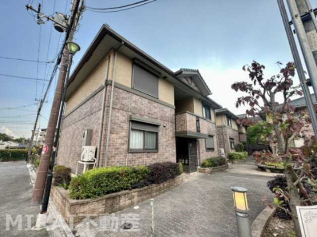 柏原市太平寺２丁目のアパートの外観