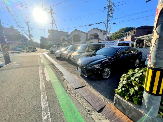芝池マンションの駐車場