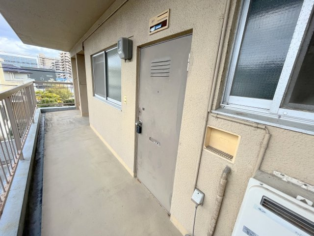羽曳野市西浦１丁目の賃貸マンションのロビー