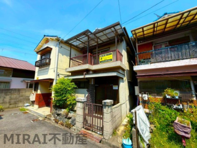 羽曳野市南恵我之荘５丁目の一戸建ての外観