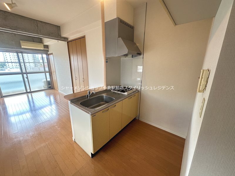 ベーシックビルのキッチン