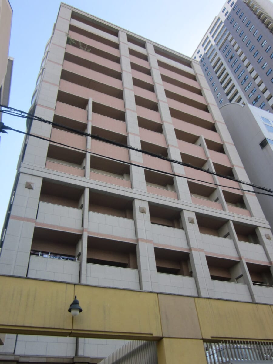 BraTTo土佐堀