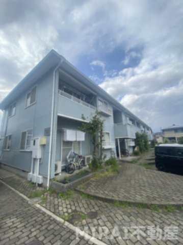 柏原市平野１丁目のアパートの外観