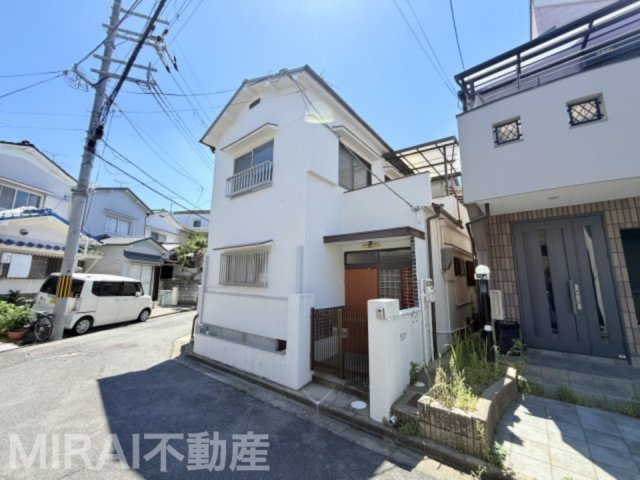 羽曳野市野々上１丁目の一戸建ての外観
